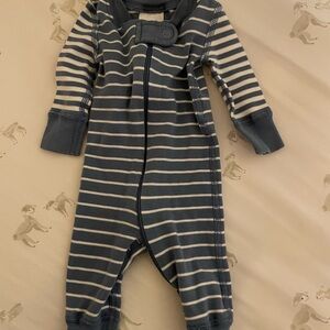 Hanna Andersson Navy Kids One Piece / newborn